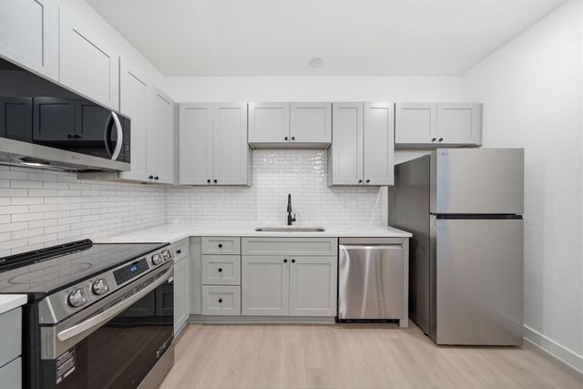 11621 Waldemar Drive, Houston, TX 77077