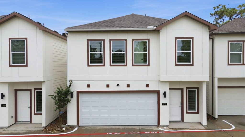 11621 Waldemar Drive, Houston, TX 77077