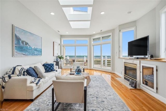 6804 Ocean Front Ave # A, Virginia Beach, VA 23451
