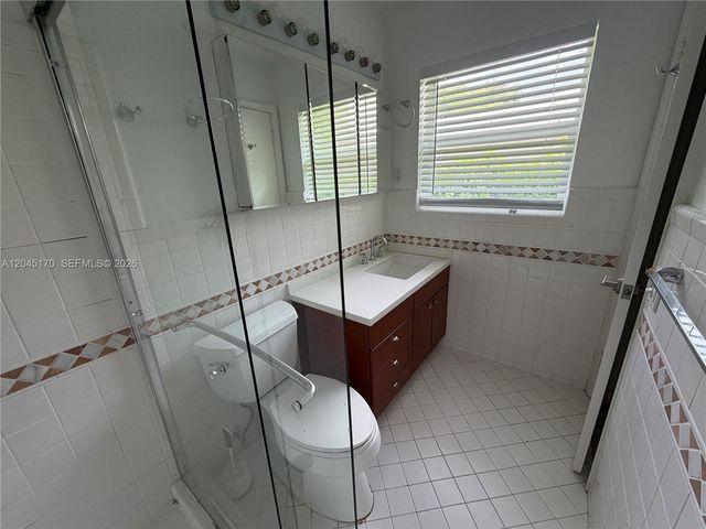 1420 Baracoa Avenue, Coral Gables, FL 33146