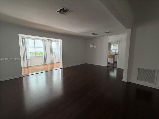 1420 Baracoa Avenue, Coral Gables, FL 33146