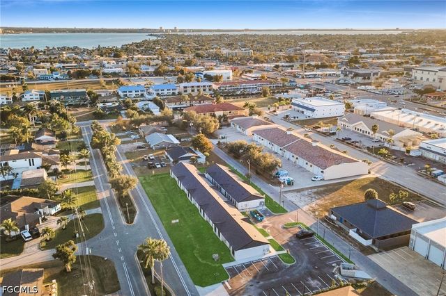 4502 Orchid BLVD 102, Cape Coral, FL 33904