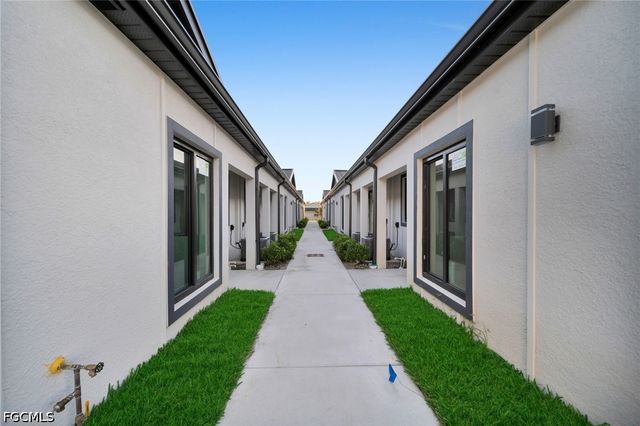 4502 Orchid BLVD 102, Cape Coral, FL 33904