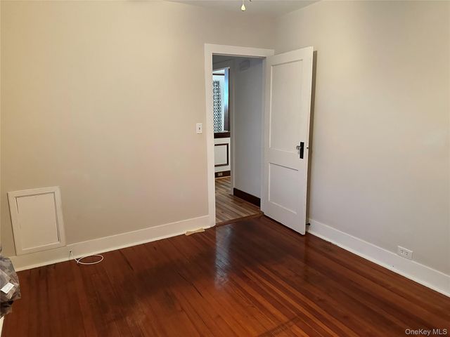 517 Flint Street, Greenport, NY 11944
