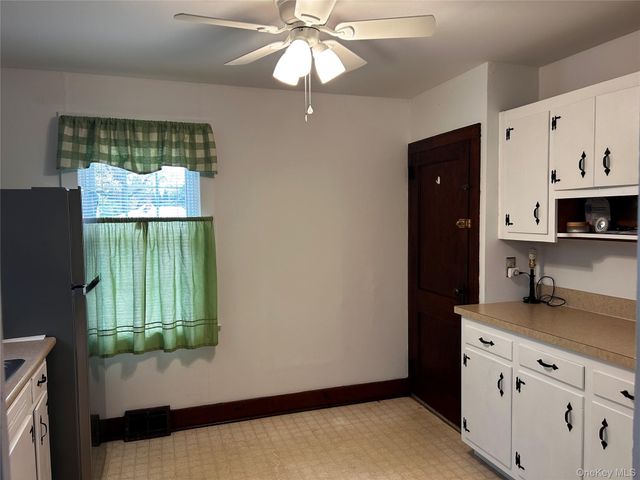 517 Flint Street, Greenport, NY 11944