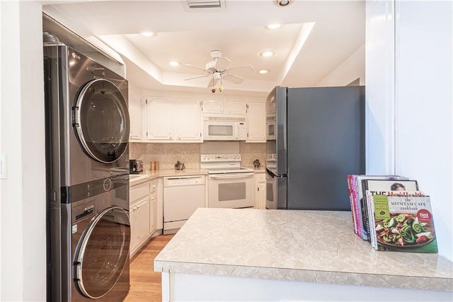 1000 Lowry Street 4G, Delray Beach, FL 33483