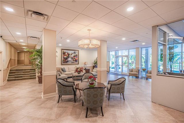 1000 Lowry Street 4G, Delray Beach, FL 33483