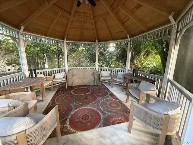 1000 Lowry Street 4G, Delray Beach, FL 33483