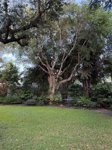 1000 Lowry Street 4G, Delray Beach, FL 33483