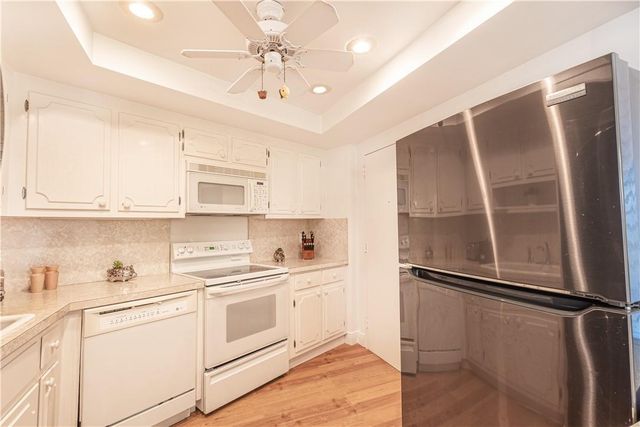 1000 Lowry Street 4G, Delray Beach, FL 33483