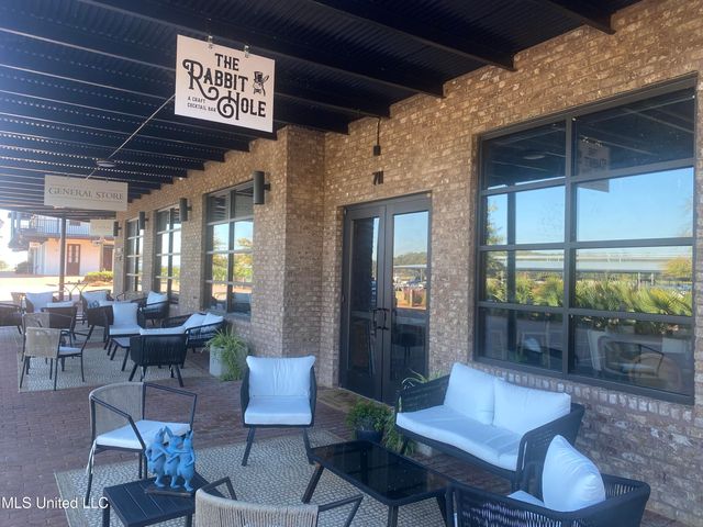 136 Old Trace Road, Madison, MS 39110