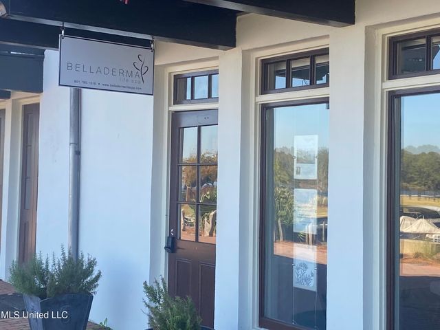 136 Old Trace Road, Madison, MS 39110