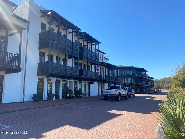 136 Old Trace Road, Madison, MS 39110