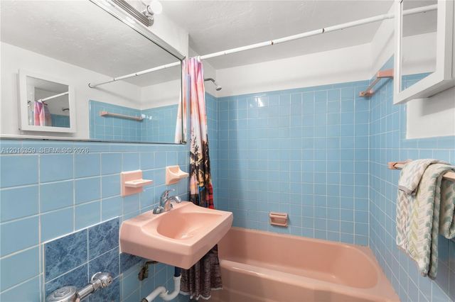 255 W 24th Street 432, Miami Beach, FL 33140