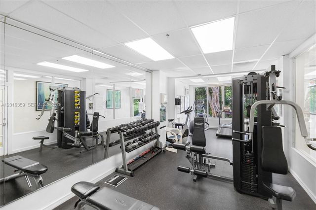 255 W 24th Street 432, Miami Beach, FL 33140