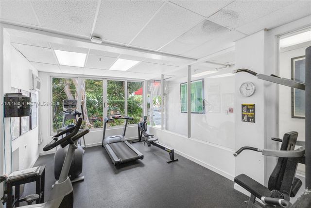 255 W 24th Street 432, Miami Beach, FL 33140