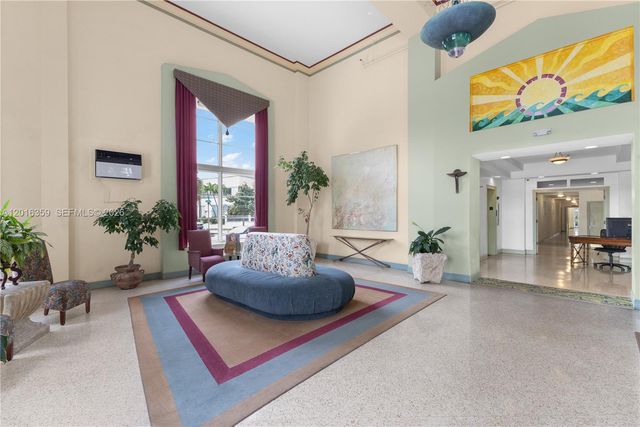 255 W 24th Street 432, Miami Beach, FL 33140
