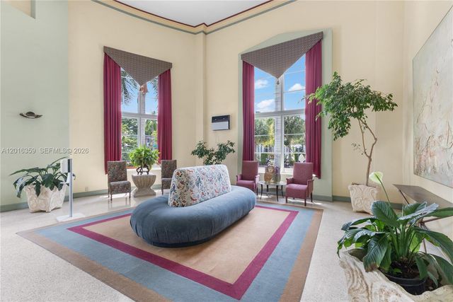 255 W 24th Street 432, Miami Beach, FL 33140