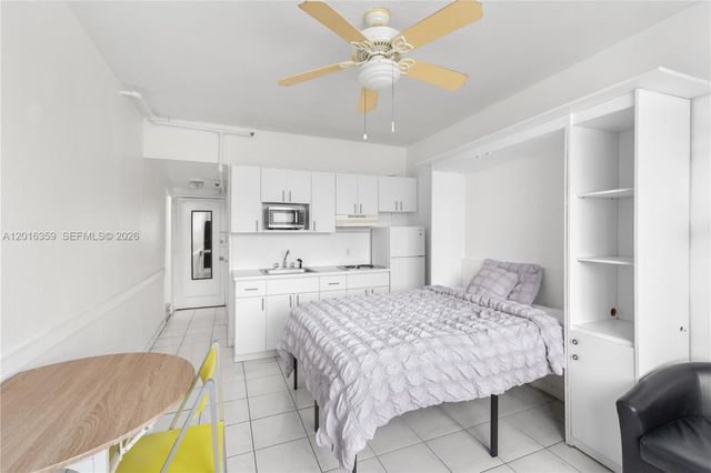 255 W 24th Street 432, Miami Beach, FL 33140