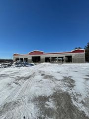 927 Turnpike St, Canton, MA 02021