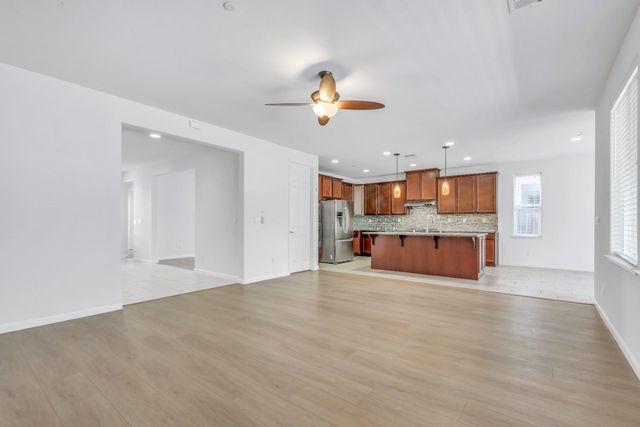 9948 Penela Way, Elk Grove, CA 95757