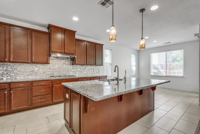 9948 Penela Way, Elk Grove, CA 95757