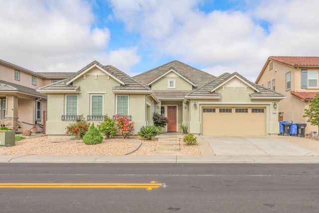 9948 Penela Way, Elk Grove, CA 95757