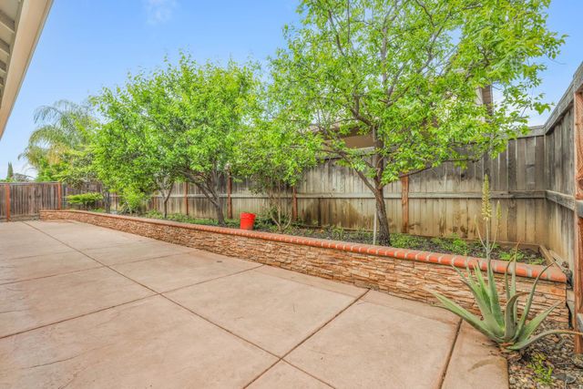 9948 Penela Way, Elk Grove, CA 95757