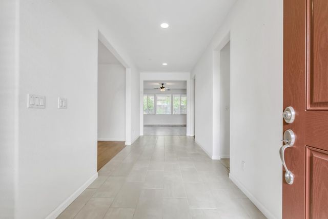 9948 Penela Way, Elk Grove, CA 95757