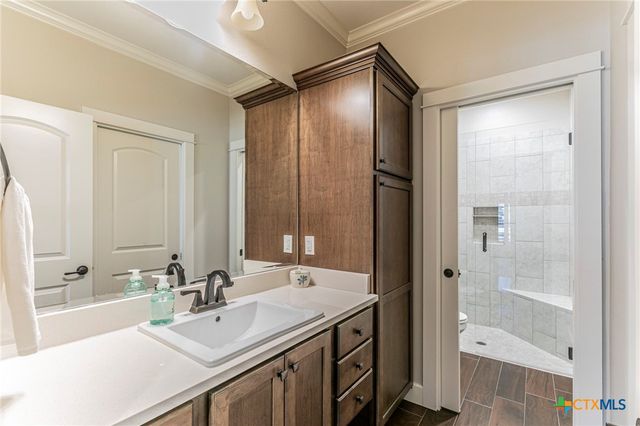 13 Lago Verde Lane, Belton, TX 76513