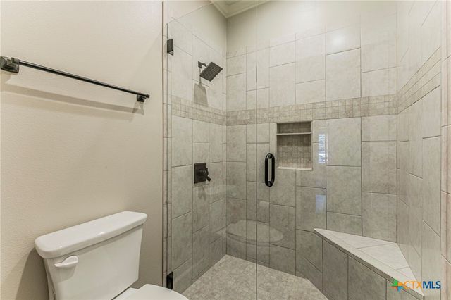 13 Lago Verde Lane, Belton, TX 76513