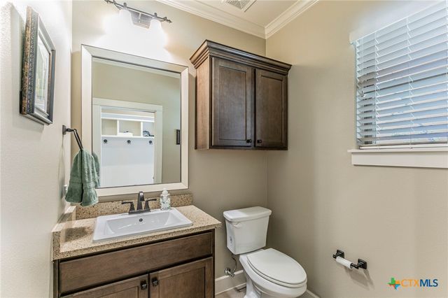 13 Lago Verde Lane, Belton, TX 76513