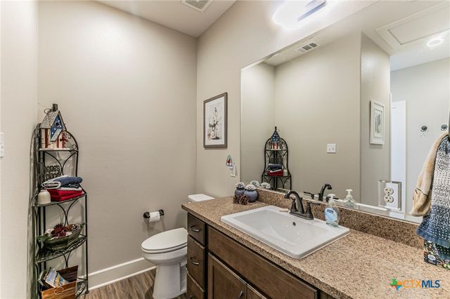 13 Lago Verde Lane, Belton, TX 76513