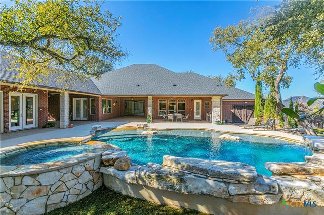13 Lago Verde Lane, Belton, TX 76513