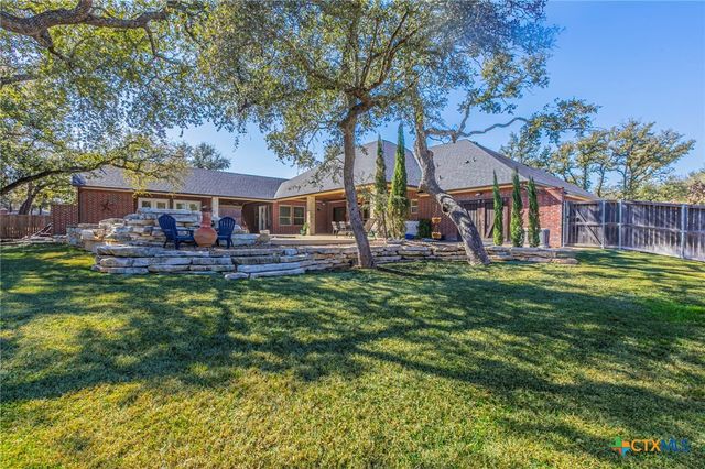 13 Lago Verde Lane, Belton, TX 76513