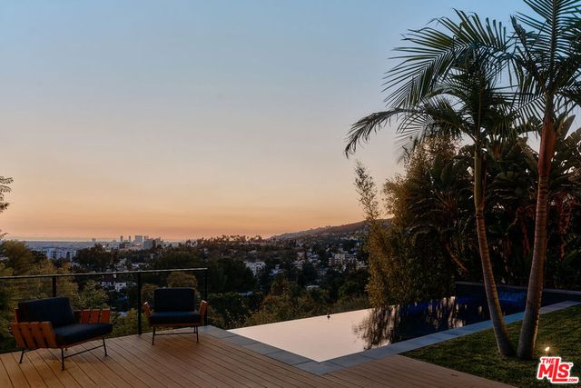 2250 El Contento Drive, Los Angeles, CA 90068