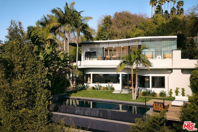 2250 El Contento Drive, Los Angeles, CA 90068