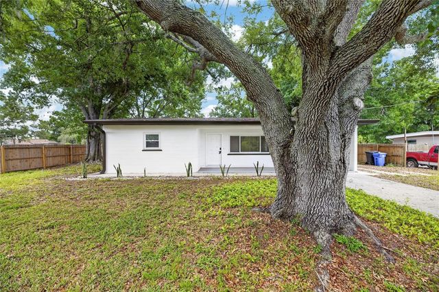 204 7TH AVENUE NW, Ruskin, FL 33570