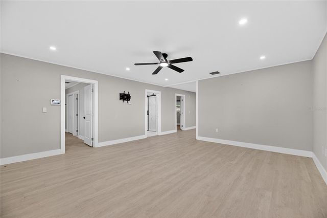 204 7TH AVENUE NW, Ruskin, FL 33570