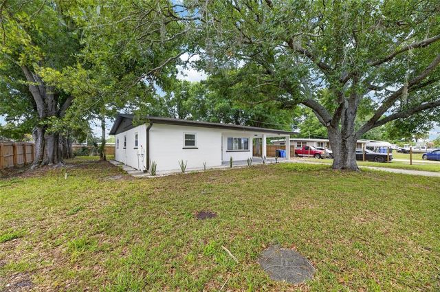 204 7TH AVENUE NW, Ruskin, FL 33570