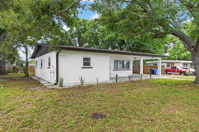 204 7TH AVENUE NW, Ruskin, FL 33570