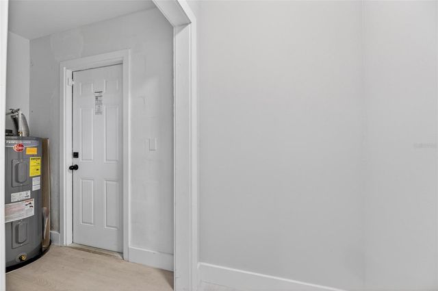 204 7TH AVENUE NW, Ruskin, FL 33570