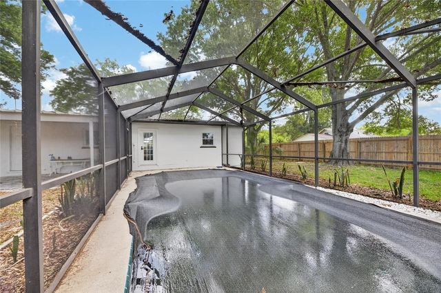 204 7TH AVENUE NW, Ruskin, FL 33570