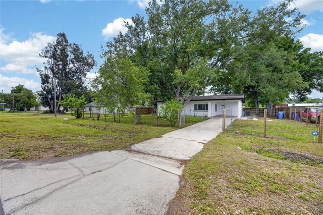 204 7TH AVENUE NW, Ruskin, FL 33570