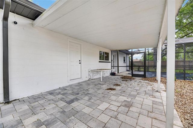 204 7TH AVENUE NW, Ruskin, FL 33570