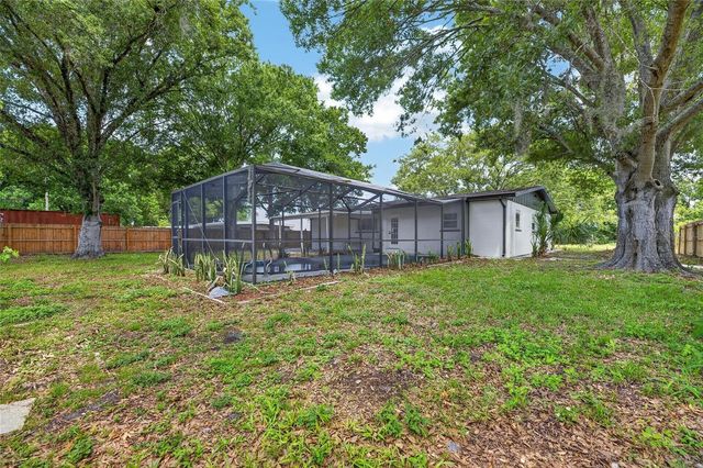 204 7TH AVENUE NW, Ruskin, FL 33570