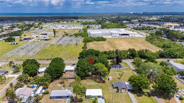 204 7TH AVENUE NW, Ruskin, FL 33570