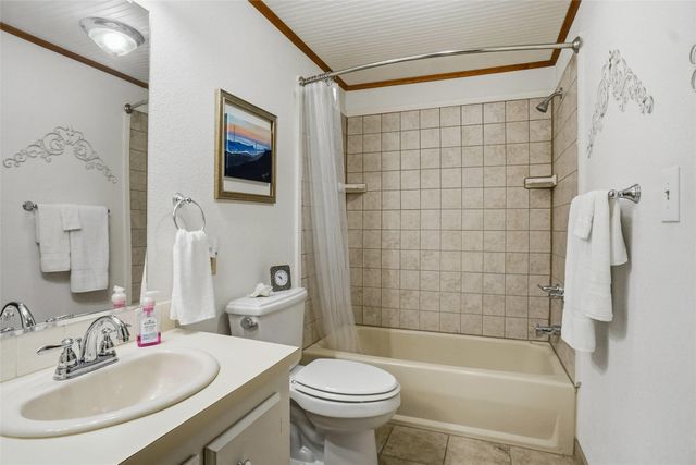 373 County Road 1742, Chico, TX 76431