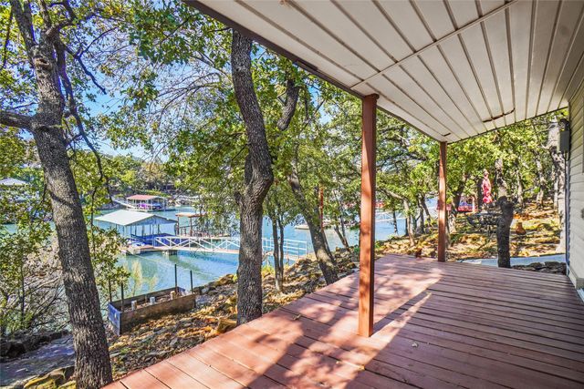 373 County Road 1742, Chico, TX 76431