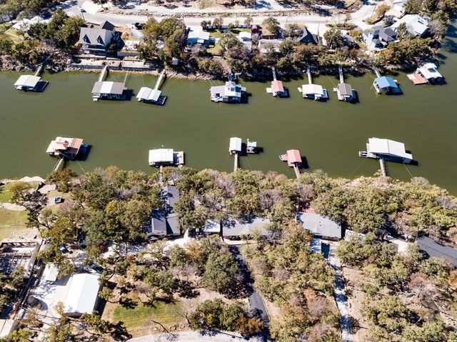 373 County Road 1742, Chico, TX 76431